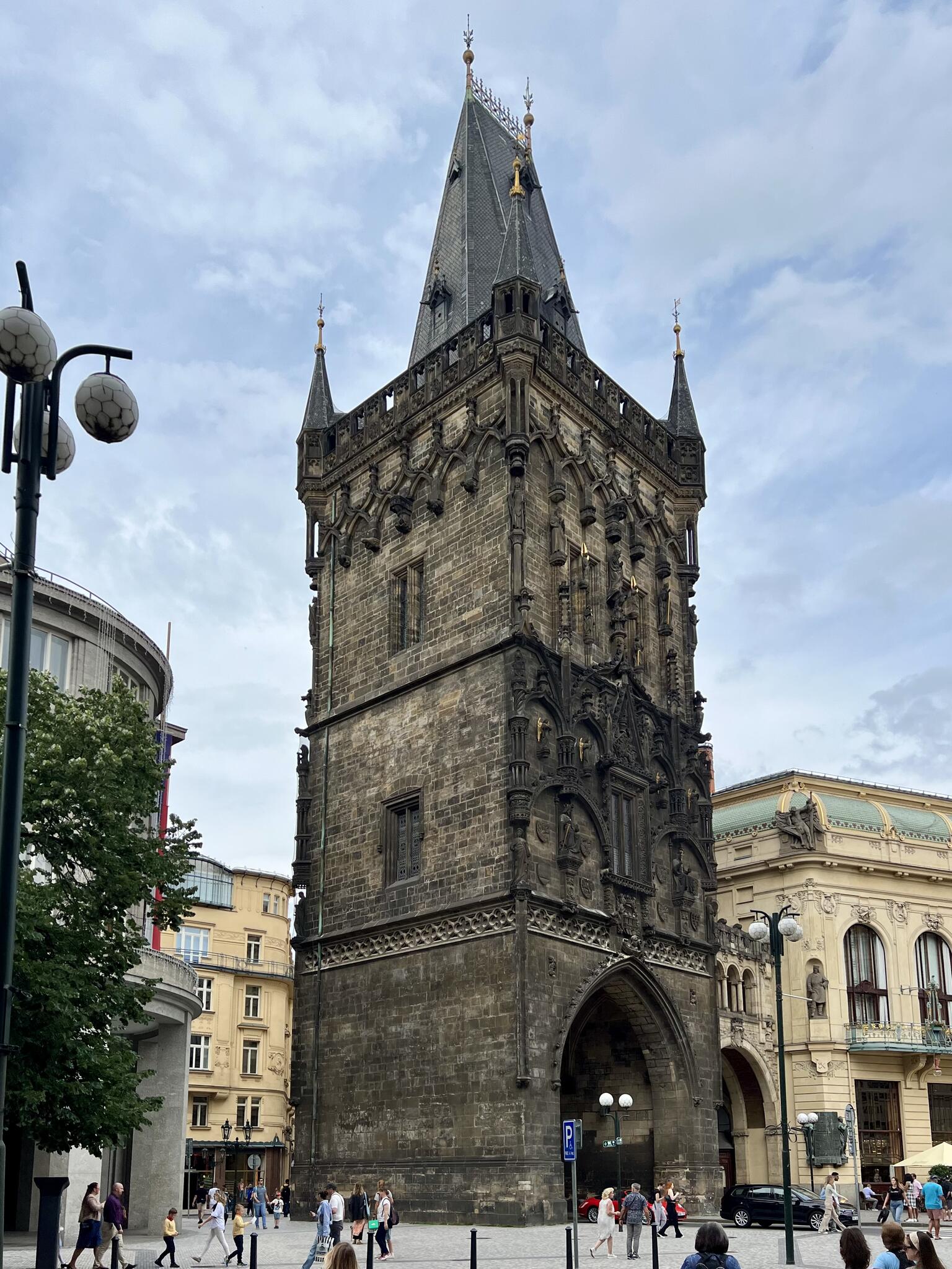 Tour Poudrière et Maison Municipale